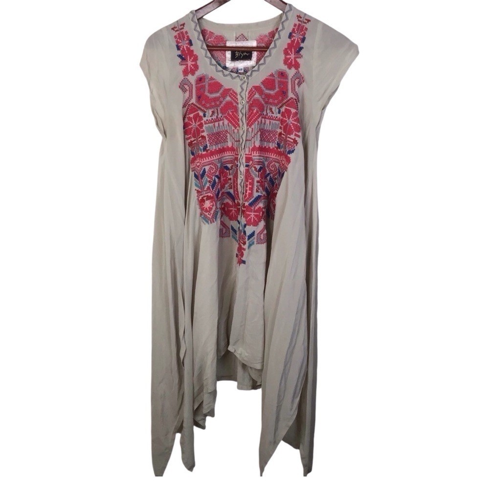 Johnny Was Biya 100% Silk Embroidered Tunic Size X-Small.